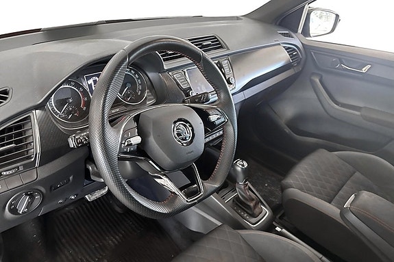 Skoda Fabia 5 of 5