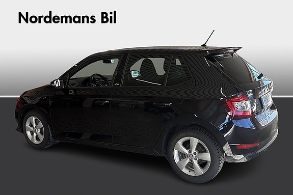 Skoda Fabia 3 of 5