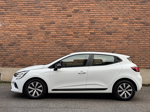 Renault Clio 2 of 5