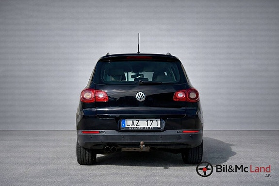 Volkswagen Tiguan 4 of 18