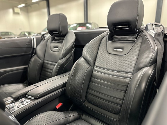 Mercedes-Benz SL63 19 of 26
