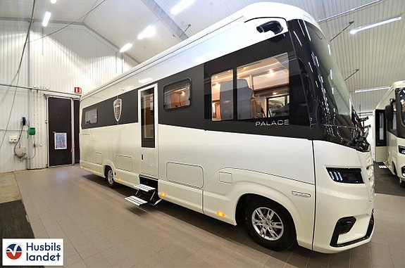 Morelo Palace 90 M - Iveco 3 of 11