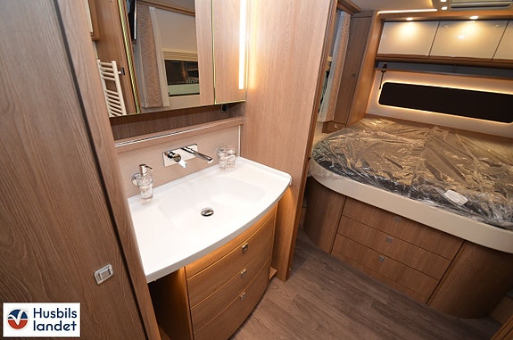 Morelo Palace 90 M - Iveco 10 of 11