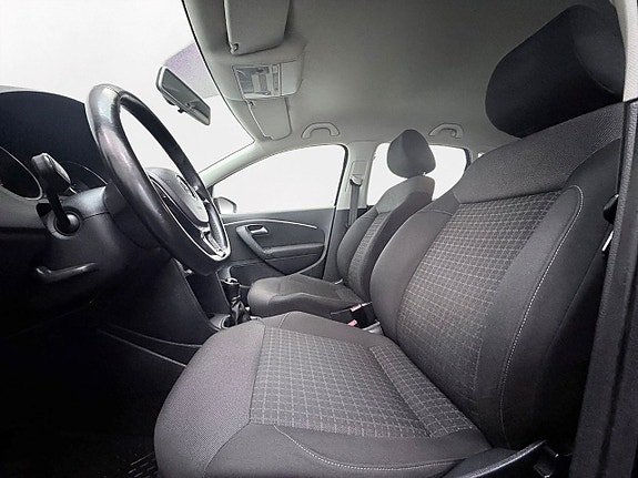 Volkswagen Polo 11 of 22