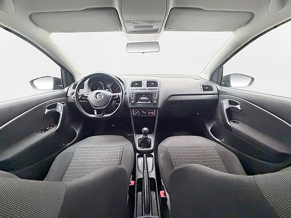 Volkswagen Polo 14 of 22