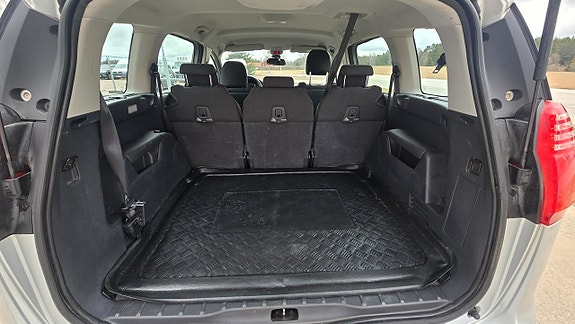 Peugeot 5008 13 of 16
