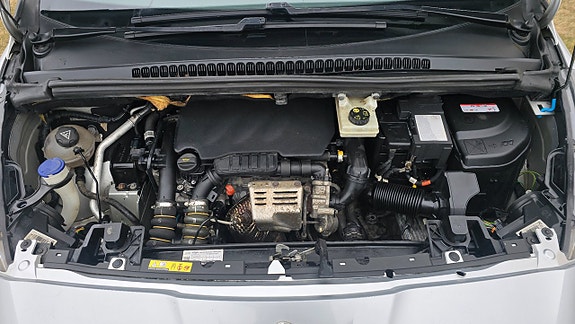 Peugeot 5008 16 of 16