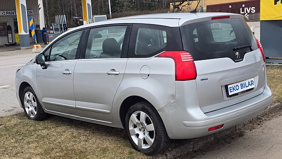 Peugeot 5008 6 of 16