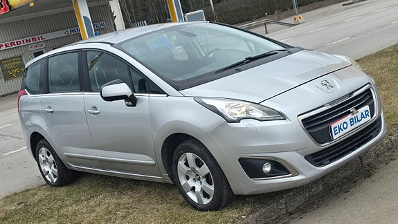 Peugeot 5008 3 of 5