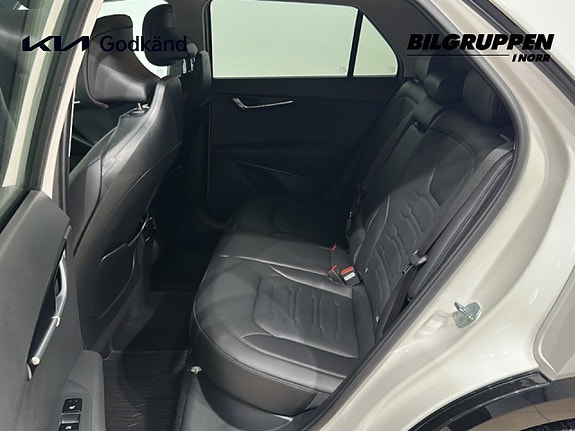 Kia Niro 9 of 18