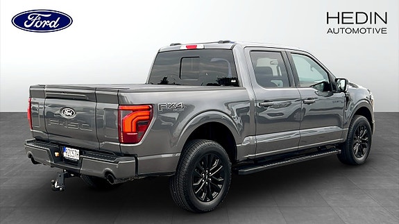 Ford F-150 2 of 9