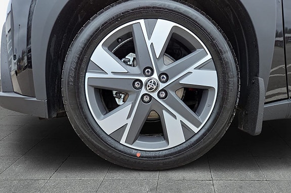 Toyota Aygo X 9 of 17