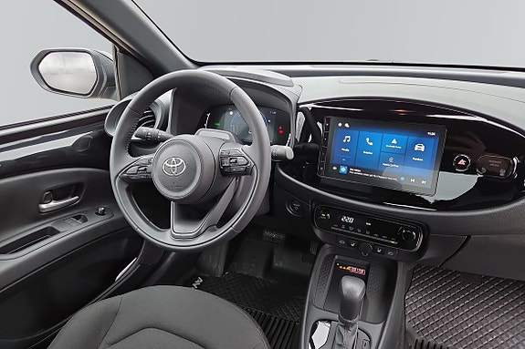 Toyota Aygo X 11 of 17
