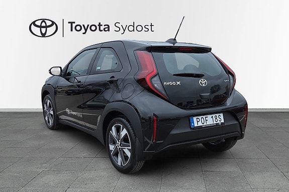 Toyota Aygo X 4 of 17