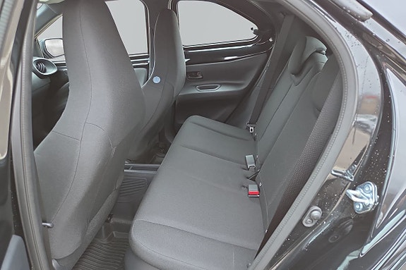 Toyota Aygo X 14 of 17