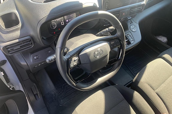 Toyota Proace City 9 of 17