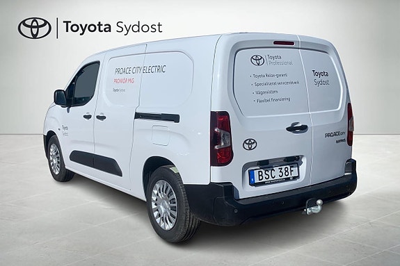 Toyota Proace City 2 of 5