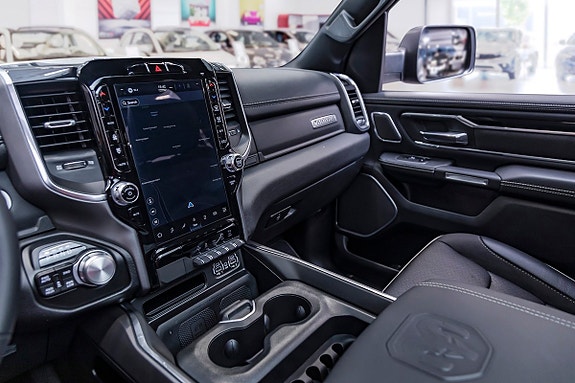 Dodge RAM 1500 12 of 22
