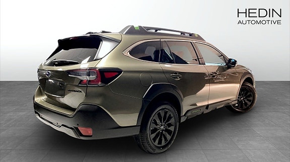 Subaru Outback 2 of 19