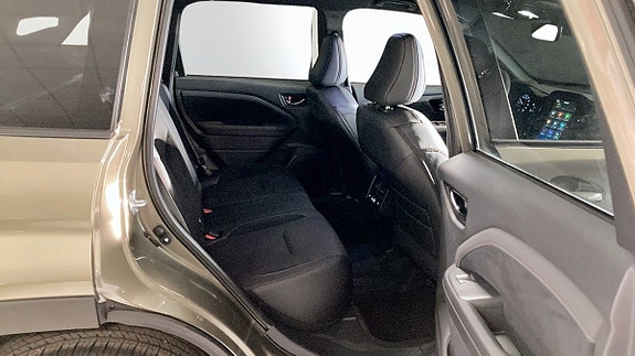 Subaru Forester 5 of 5
