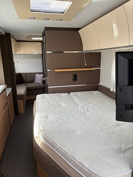Adria Alpina 763 UK 9 of 16