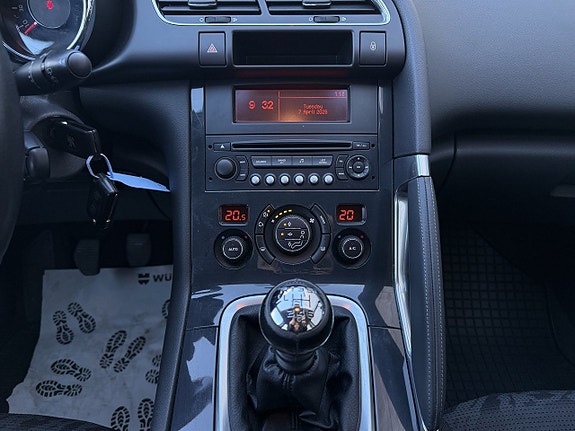 Peugeot 3008 9 of 17