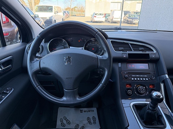 Peugeot 3008 10 of 17