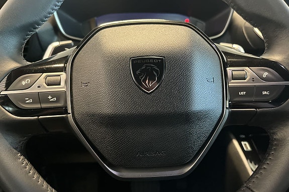Peugeot 2008 9 of 15