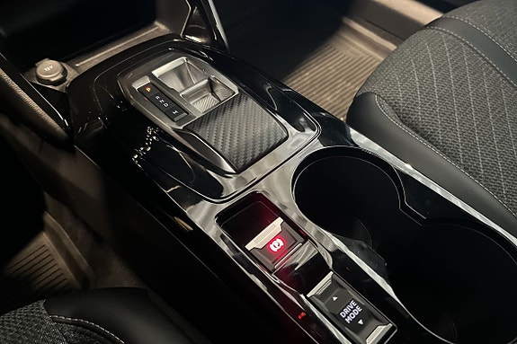 Peugeot 2008 10 of 15