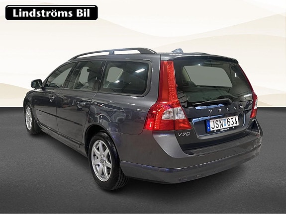 Volvo V70 4 of 18