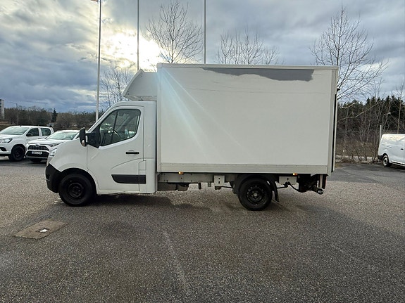 Nissan NV400 5 of 5