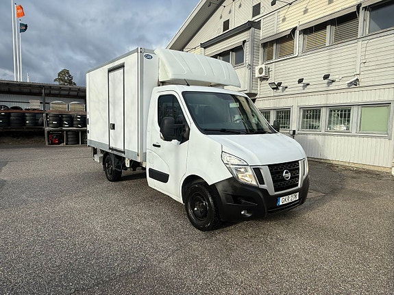 Nissan NV400 3 of 5