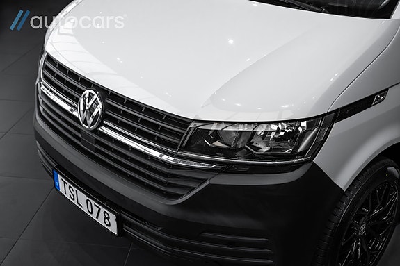 Volkswagen Transporter 9 of 27