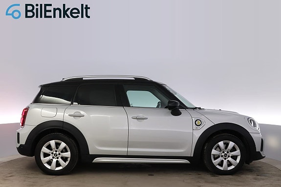 MINI Countryman SE 2 of 27
