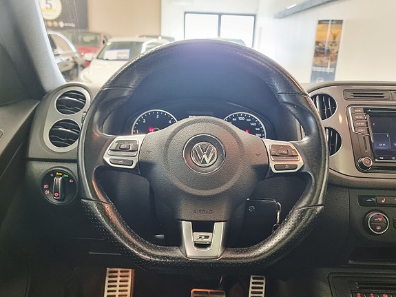 Volkswagen Tiguan 11 of 25