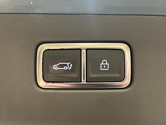 Kia EV9 18 of 23