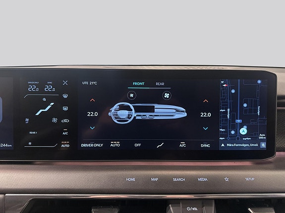 Kia EV9 14 of 23