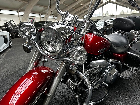Harley-Davidson Road King Classic 1.4 Twin Cam 88 / Påkostad / En ägare 9 of 12