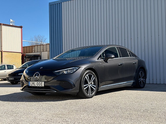 Mercedes-Benz EQE300
