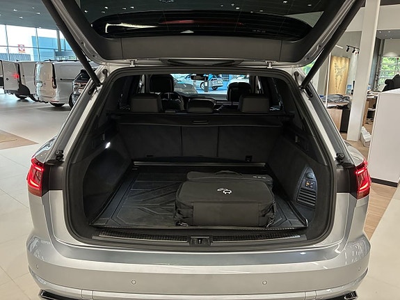 Volkswagen Touareg 20 of 23