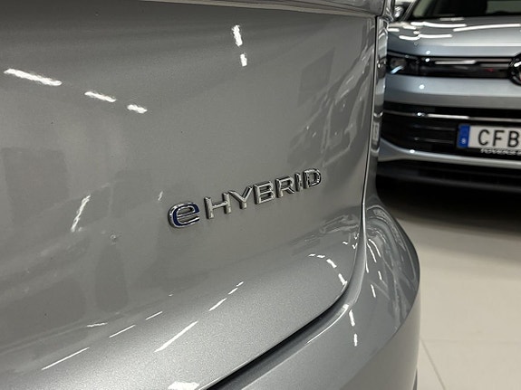 Volkswagen Touareg 9 of 23