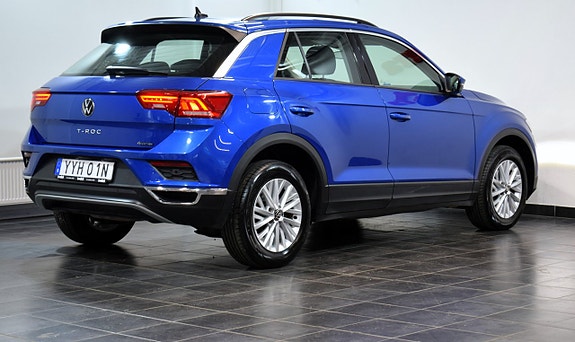 Volkswagen T-Roc 6 of 19