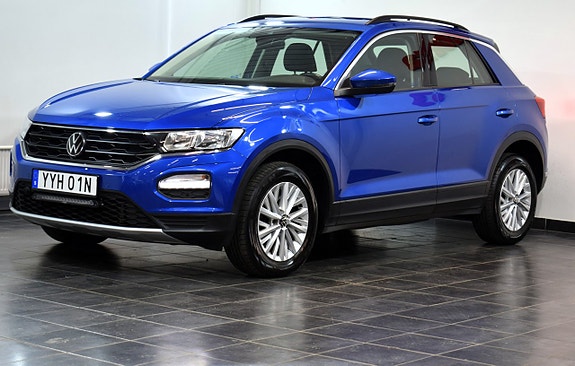 Volkswagen T-Roc 4 of 5