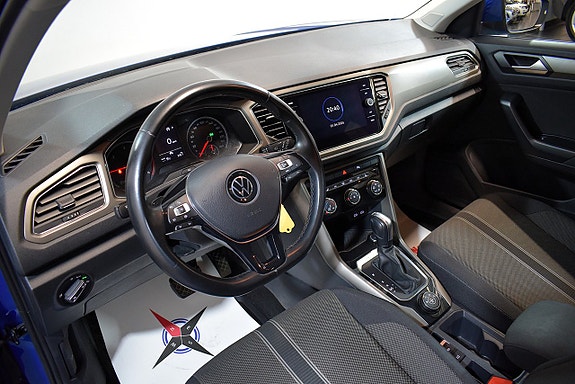 Volkswagen T-Roc 7 of 19