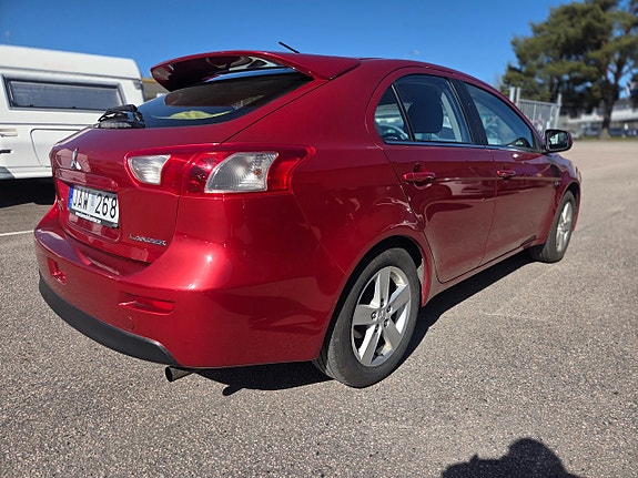 Mitsubishi Lancer 3 of 5