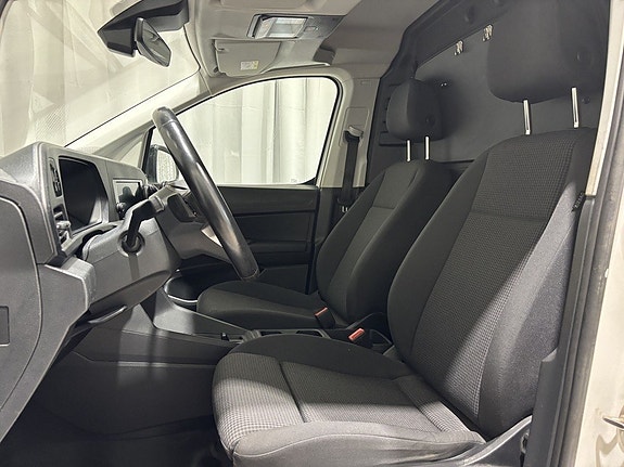 Volkswagen Caddy Maxi 10 of 27