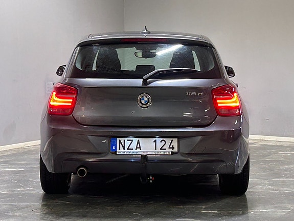 BMW 118d 7 of 23