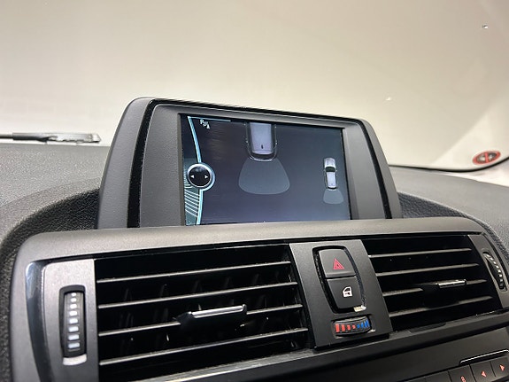 BMW 118d 16 of 23