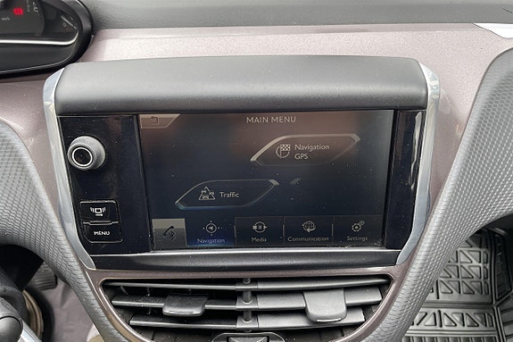 Peugeot 2008 14 of 16