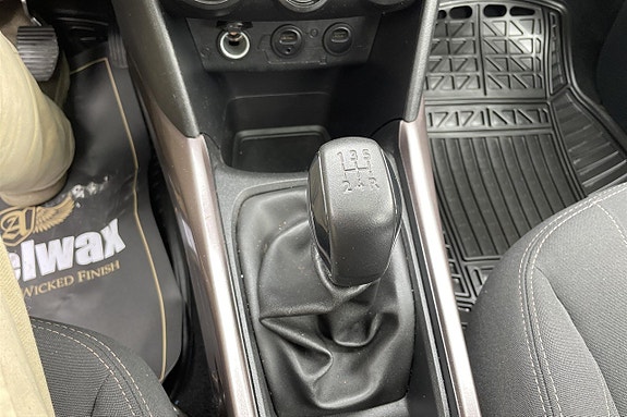 Peugeot 2008 16 of 16